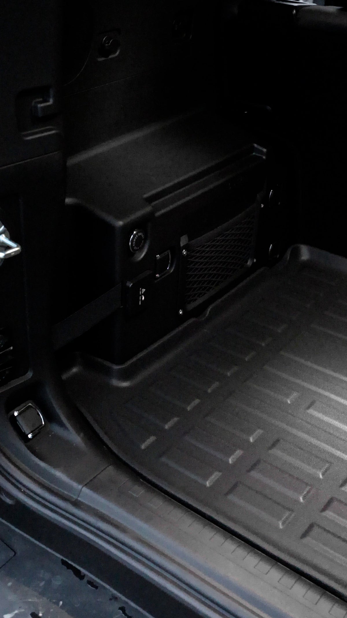 Jetour T2 Rear Trunk Mat – Rubber – AUTO SPORTS CAR CARE (view 2)