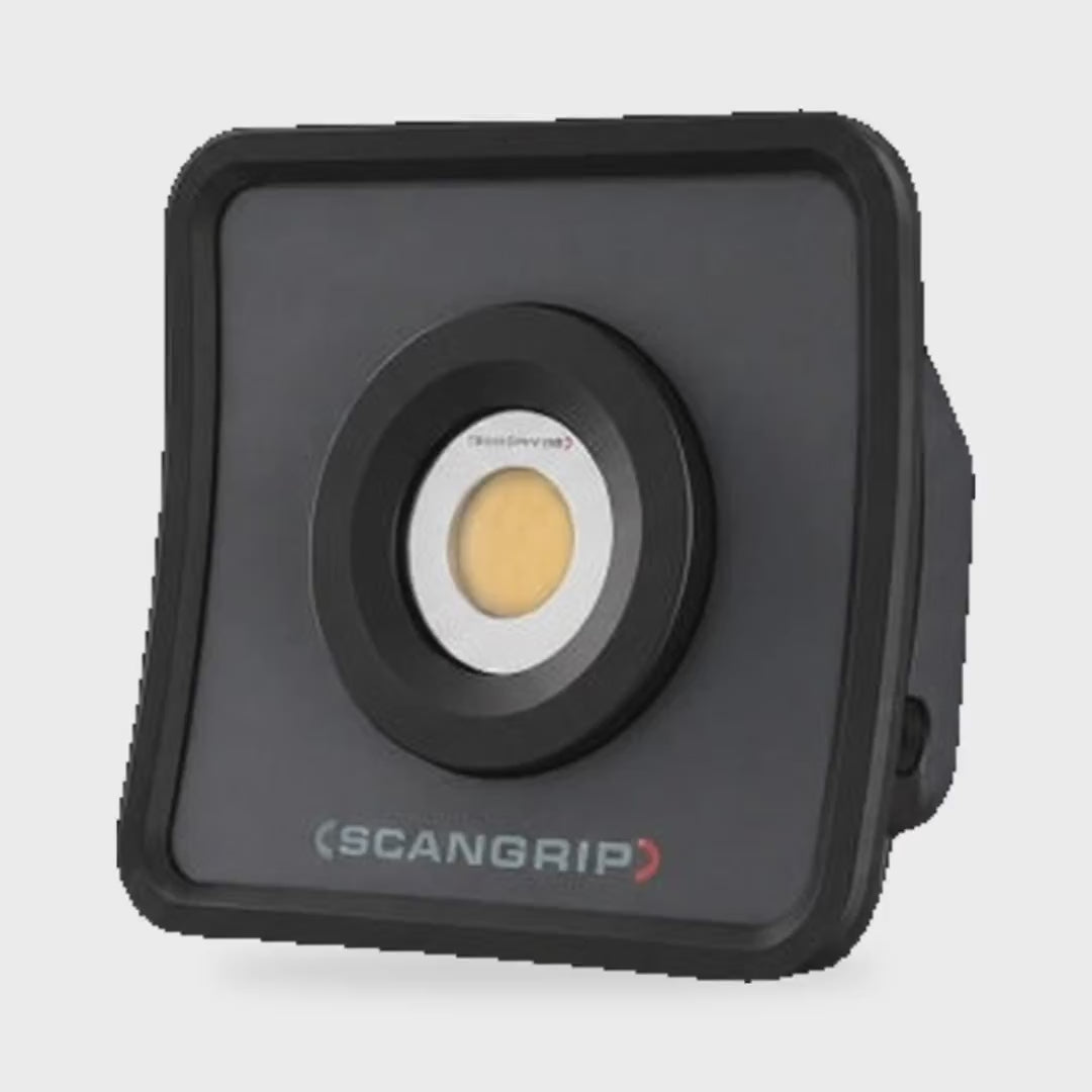 Scangrip NOVA MINI Compact Floodlight 03.6010 - product showcase video (Scangrip) | AUTO SPORTS CAR CARE